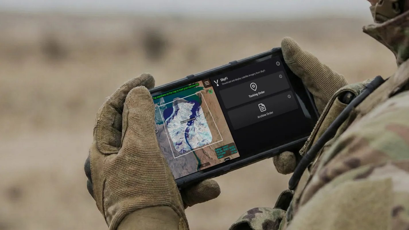 Map and tasking on a C4TAK rugged field device